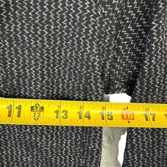 Athleta Heartbeat Hope Full Zip Jacket Herringbone Black Grey Size Small - Picture 11 of 13